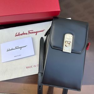 Salvatore Ferragemo leather phone holder
